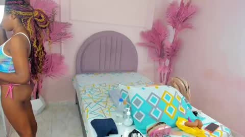 hanaahquinn online show from 03/06/25, 11:47