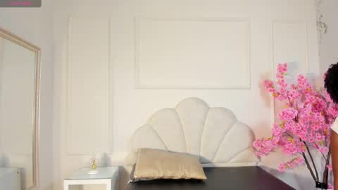 hanaahquinn online show from 10/07/25, 11:29