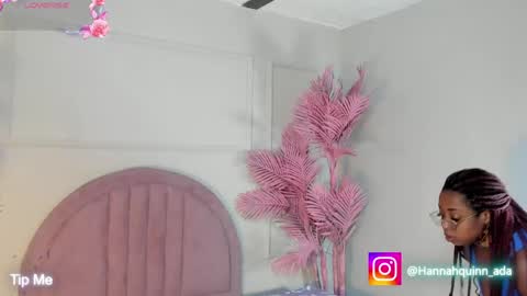 hanaahquinn online show from 04/25/26, 11:35