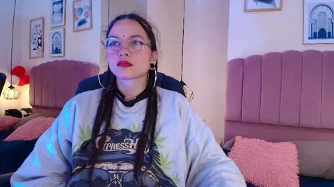 Snapshot of hanabie_ chatting on 04/08/26, 03:17 hanabie_ online show from 04/08/26, 03:17