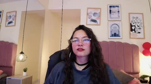 Snapshot of hanabie_ chatting on 04/11/26, 03:22 hanabie_ online show from 04/11/26, 03:22