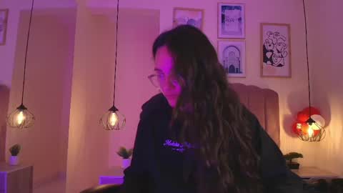 Snapshot of hanabie_ chatting on 04/17/26, 03:20 hanabie_ online show from 04/17/26, 03:20