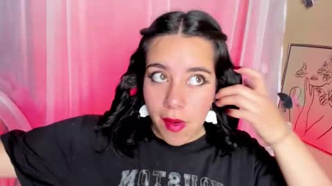 Hanah Montana Independent model online show from 11/24/25, 12:27