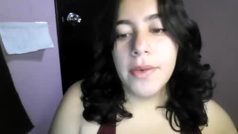 Snapshot of hanah_bakeer chatting on 06/22/26, 03:53 Hanah Montana Independent model online show from 06/22/26, 03:53