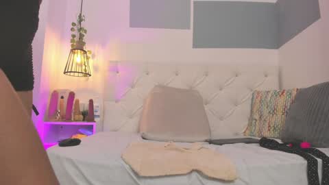 hanah_gray online show from 01/23/25, 05:10