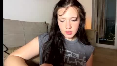 Snapshot of hanahwoods chatting on 07/17/26, 05:29 hanahwoods online show from 07/17/26, 05:29
