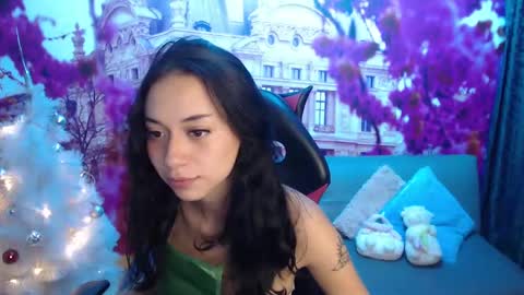 Hanaku  online show from 12/13/24, 08:26