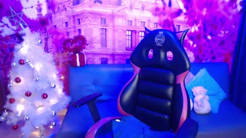 Hanaku  online show from 12/14/24, 05:25