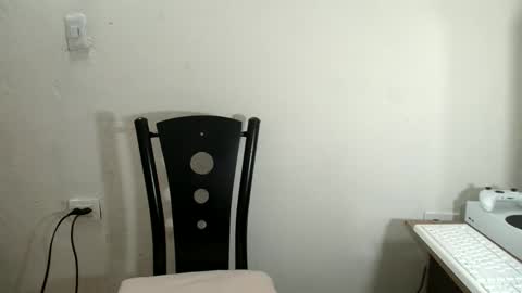 Snapshot of hanamor chatting on 02/24/25, 09:09 Hana.......Fansly - content being added daily.. online show from 02/24/25, 09:09