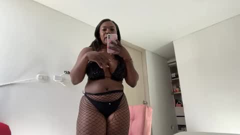 Hana  online show from 10/17/25, 03:14