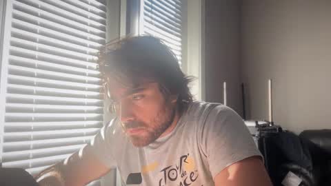 Handcyclist25 online show from 10/17/25, 03:47