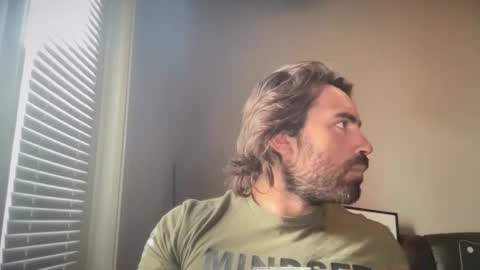 Snapshot of handcyclist25 chatting on 03/06/26, 10:28 Handcyclist25 online show from 03/06/26, 10:28