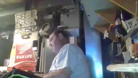 naked man online show from 11/05/25, 01:33