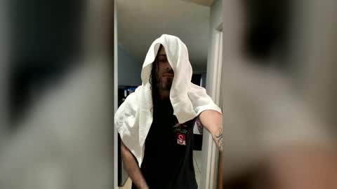 Snapshot of hands0nc chatting on 02/22/26, 01:20 PHHands0nC online show from 02/22/26, 01:20