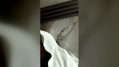 Snapshot of hands0nc chatting on 02/23/26, 01:47 PHHands0nC online show from 02/23/26, 01:47