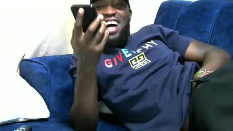 handsome king online show from 12/02/24, 08:00