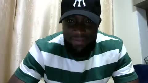 handsome king online show from 02/13/25, 07:52