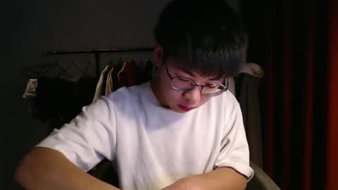 Snapshot of handsome_mannn chatting on 12/13/24, 06:49 handsome_mannn online show from 12/13/24, 06:49