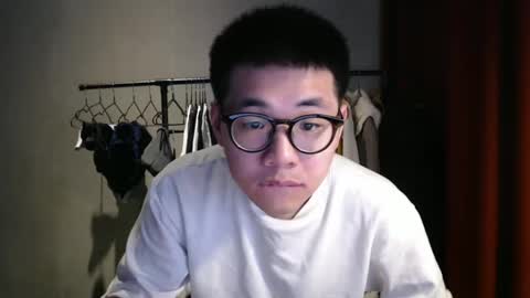 Snapshot of handsome_mannn chatting on 01/05/25, 08:21 handsome_mannn online show from 01/05/25, 08:21