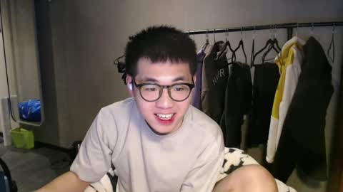 Snapshot of handsome_mannn chatting on 01/15/25, 07:01 handsome_mannn online show from 01/15/25, 07:01