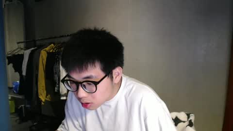 Snapshot of handsome_mannn chatting on 02/11/25, 08:52 handsome_mannn online show from 02/11/25, 08:52