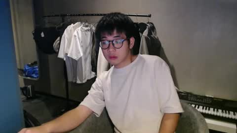 Snapshot of handsome_mannn chatting on 09/26/25, 08:02 handsome_mannn online show from 09/26/25, 08:02