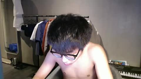 handsome_mannn online show from 03/20/26, 08:57