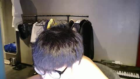handsome_mannn online show from 04/30/26, 08:57
