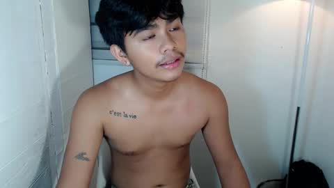 Snapshot of handsome_vanana chatting on 02/12/25, 11:07 handsome_vanana online show from 02/12/25, 11:07