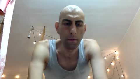 HandsomeAlfie online show from 09/11/25, 02:55