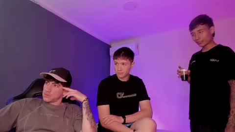 leonardfarrucknick and otis online show from 07/11/26, 01:25