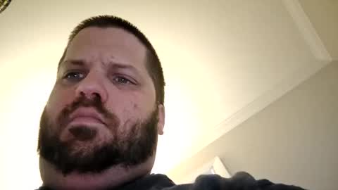 handsomedaddy198923 online show from 09/20/25, 08:54