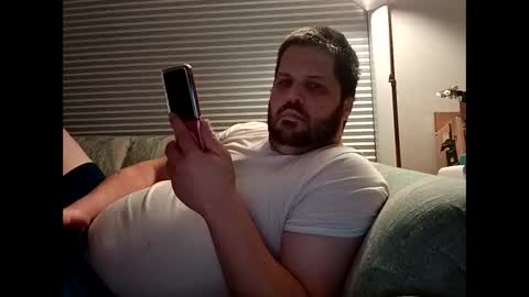 handsomedaddy198923 online show from 10/18/25, 07:20