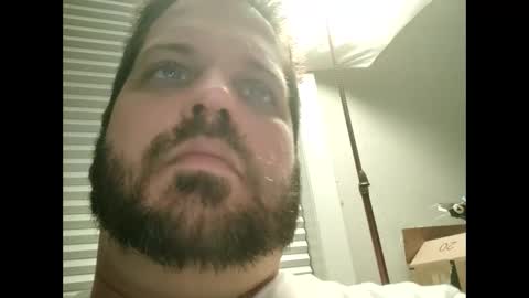 handsomedaddy198923 online show from 10/27/25, 03:10