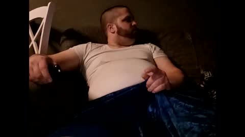 Snapshot of handsomedaddy198924 chatting on 03/02/26, 07:59 Handsomedaddy198923 online show from 03/02/26, 07:59