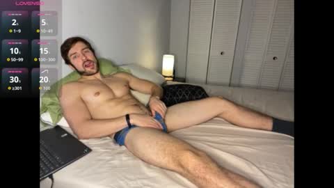 Snapshot of handsumhung chatting on 10/03/25, 05:43 handsumhung online show from 10/03/25, 05:43