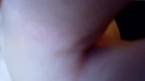 Snapshot of handsumload_11 chatting on 09/17/25, 08:05 handsumload_11 online show from 09/17/25, 08:05