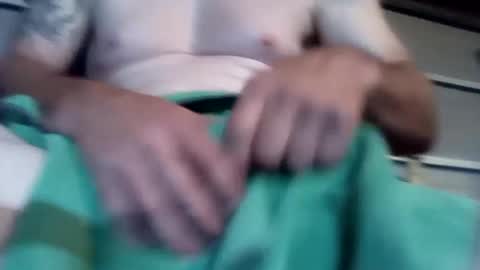 Snapshot of handsumload_11 chatting on 09/19/25, 01:07 handsumload_11 online show from 09/19/25, 01:07