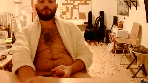 Snapshot of handyboy991 chatting on 10/22/25, 03:12 handyboy991 online show from 10/22/25, 03:12