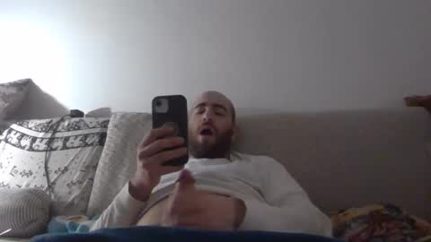 Snapshot of handyboy991 chatting on 12/13/25, 09:09 handyboy991 online show from 12/13/25, 09:09