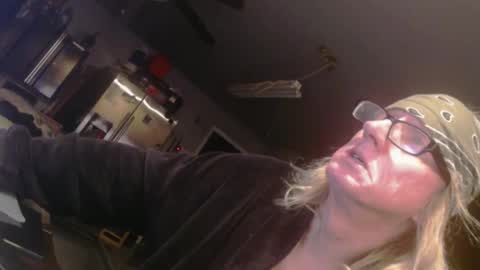 Handystudman online show from 12/16/24, 08:20