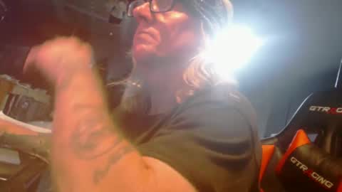 Handystudman online show from 12/18/24, 08:53