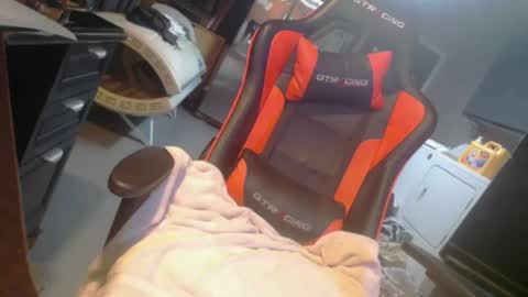 Handystudman online show from 01/01/25, 03:46