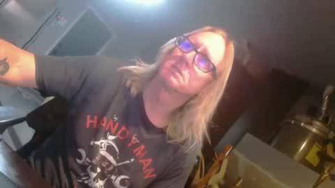 Handystudman online show from 01/11/25, 05:51