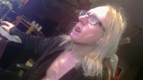 Handystudman online show from 01/19/25, 08:09