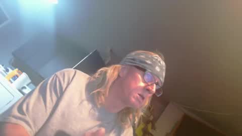 Handystudman online show from 01/31/25, 06:25