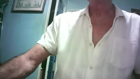 Snapshot of handymanforyou177322 chatting on 11/15/25, 11:54 handymanforyou177322 online show from 11/15/25, 11:54