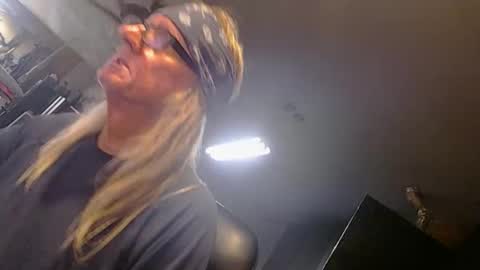 handystud33 online show from 03/12/26, 06:52