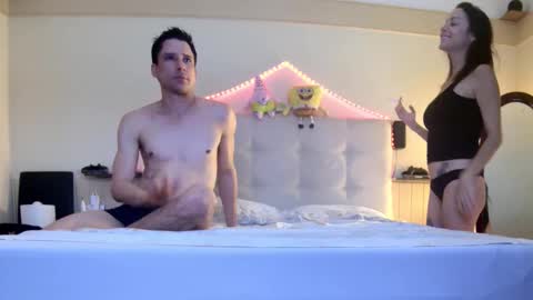 Snapshot of hane40 chatting on 10/15/25, 09:15 hane40 online show from 10/15/25, 09:15