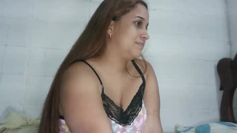 Snapshot of hankalanna chatting on 10/13/25, 03:06 Hank alanna online show from 10/13/25, 03:06